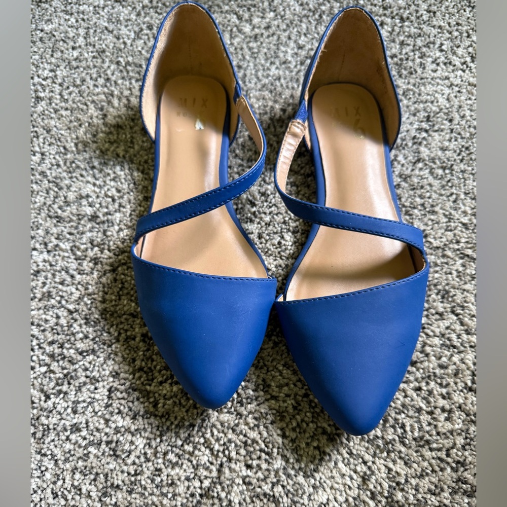 Mix No. 6 Women's Royal Blue Flats with Elegant Straps
